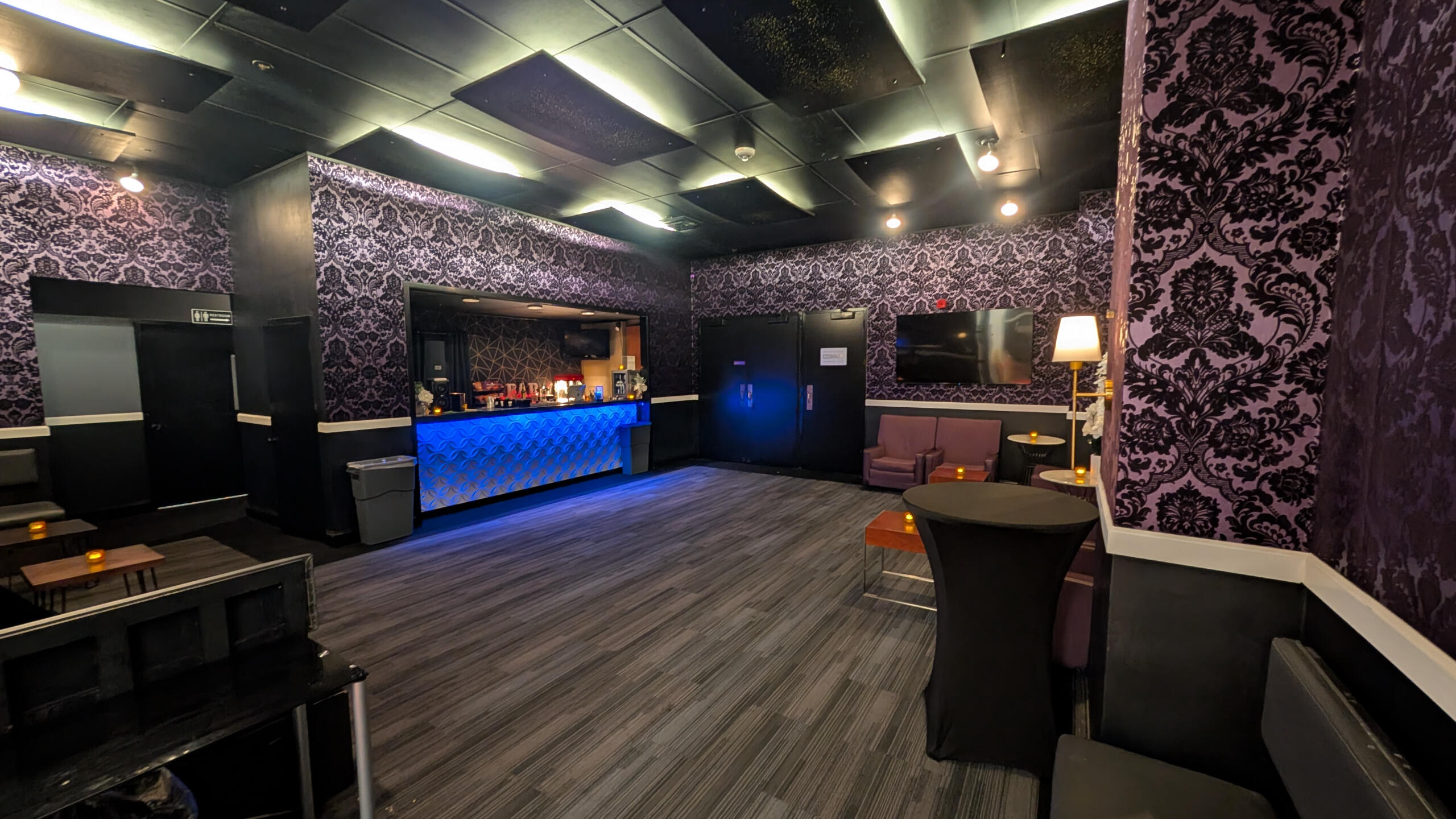 The Lounge